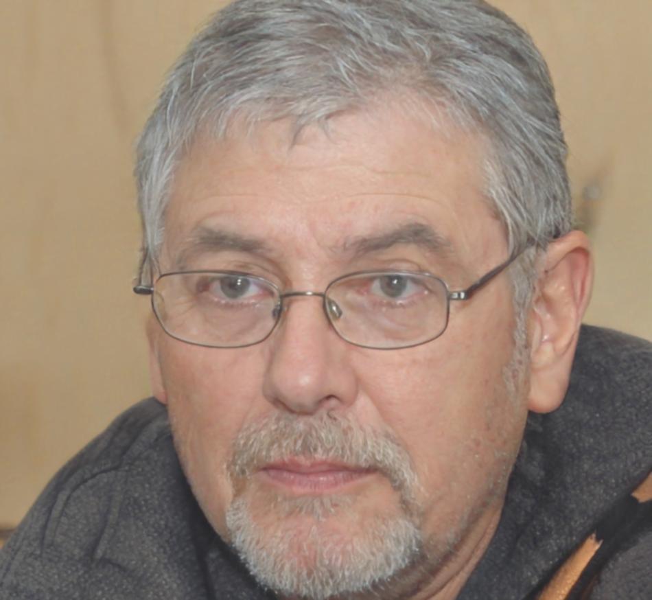 Portret Dr. Rădescu Mircea